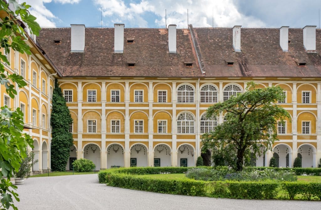dvorac Stainz, Graz
