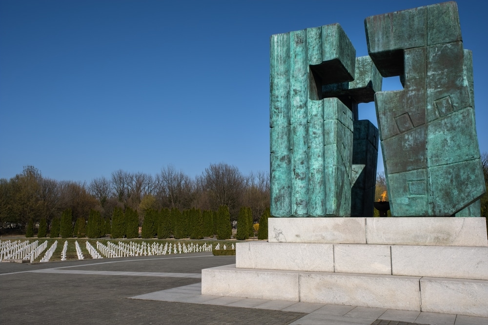 Memorijalno groblje Vukovar